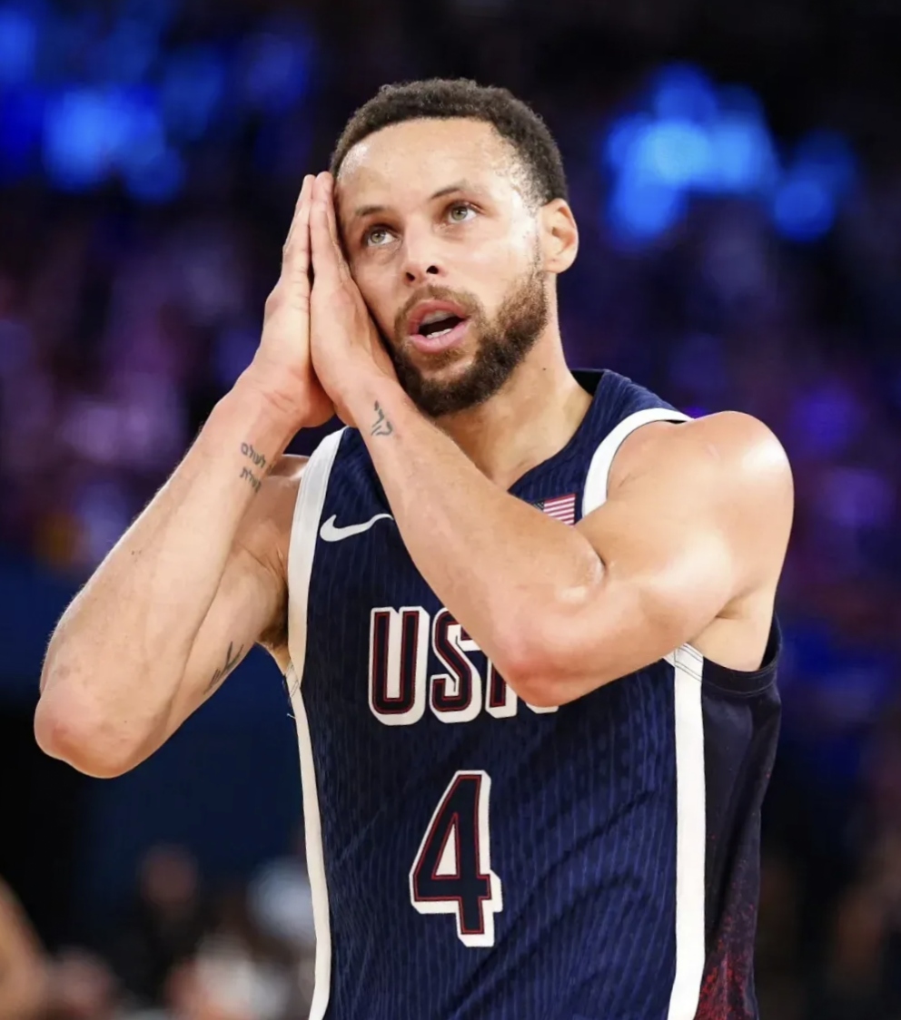 包含小组赛焦点：库里止步，官方公布名单的词条