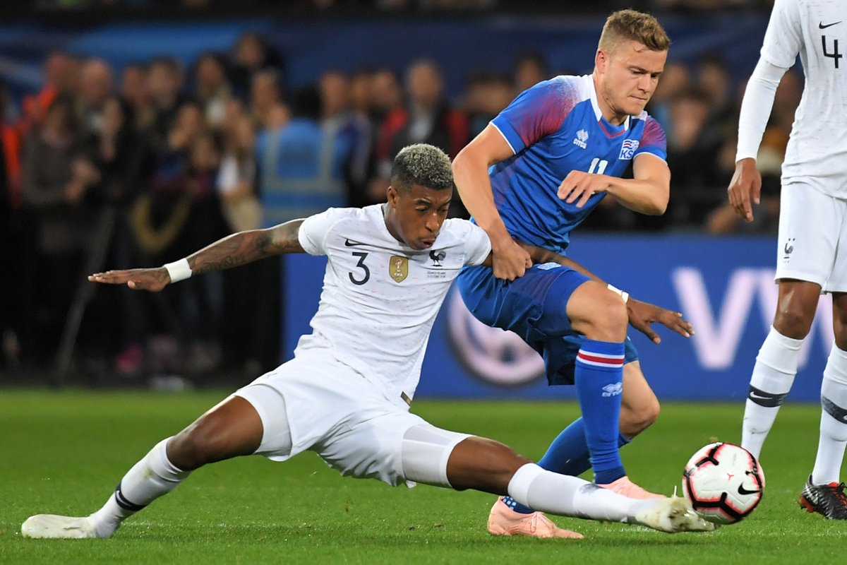 包含英超重磅对决:湖人迎战姆巴佩,争议判罚的词条 包含英超重磅对决:湖人迎战姆巴佩,争议判罚的词条