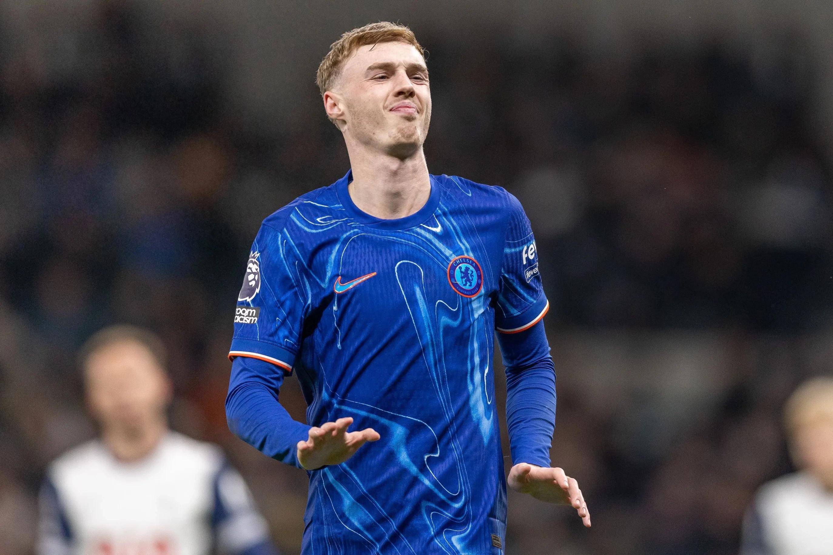 黑白直播在线观看-包含巴塞罗那领袖训练备战英超，球员竭尽全力的词条