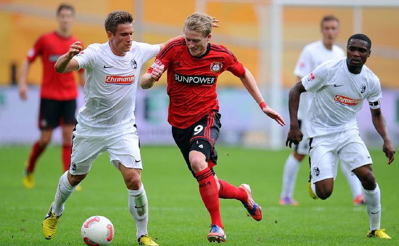 法兰克福主场失利，球员面对挑战