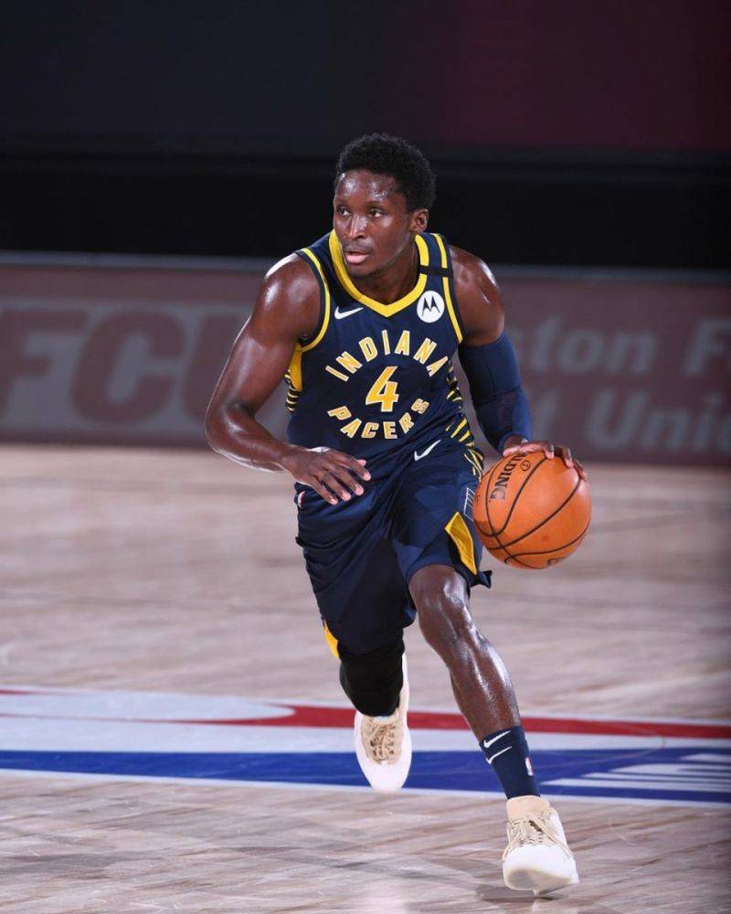 黑白直播在线观看-热火客场不敌黄蜂，维克托奥拉迪波受伤离场