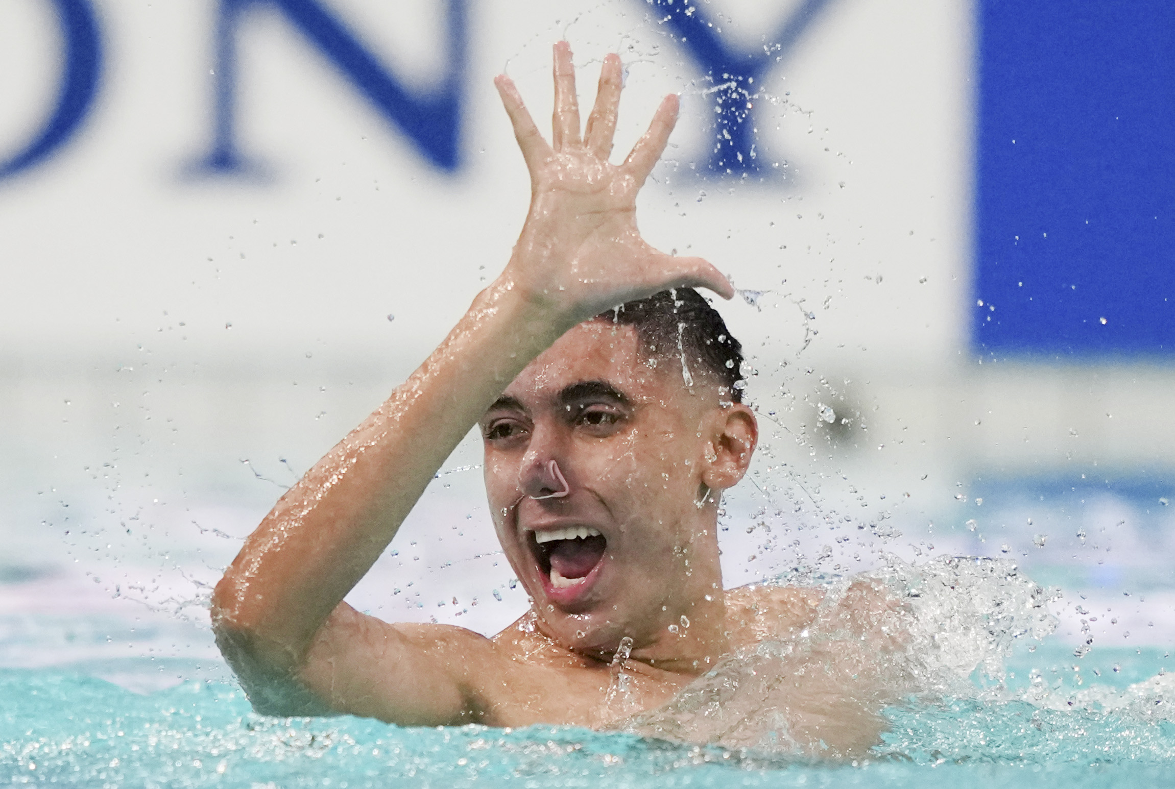 黑白直播网-克罗地亚游泳选手创造新纪录的简单介绍