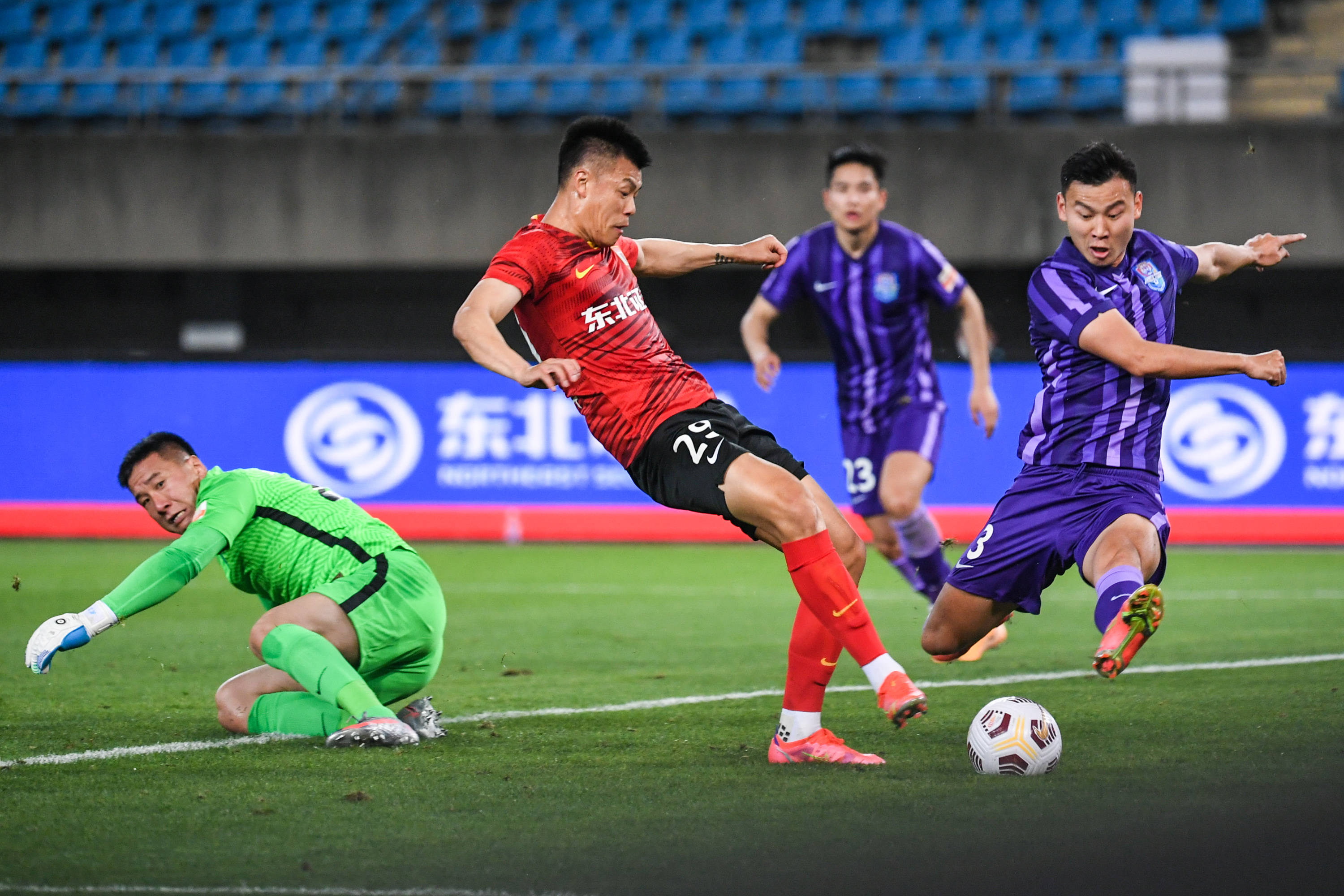 国安全取三分,领跑积分榜势不可挡的简单介绍 国安全取三分,领跑积分榜势不可挡的简单介绍