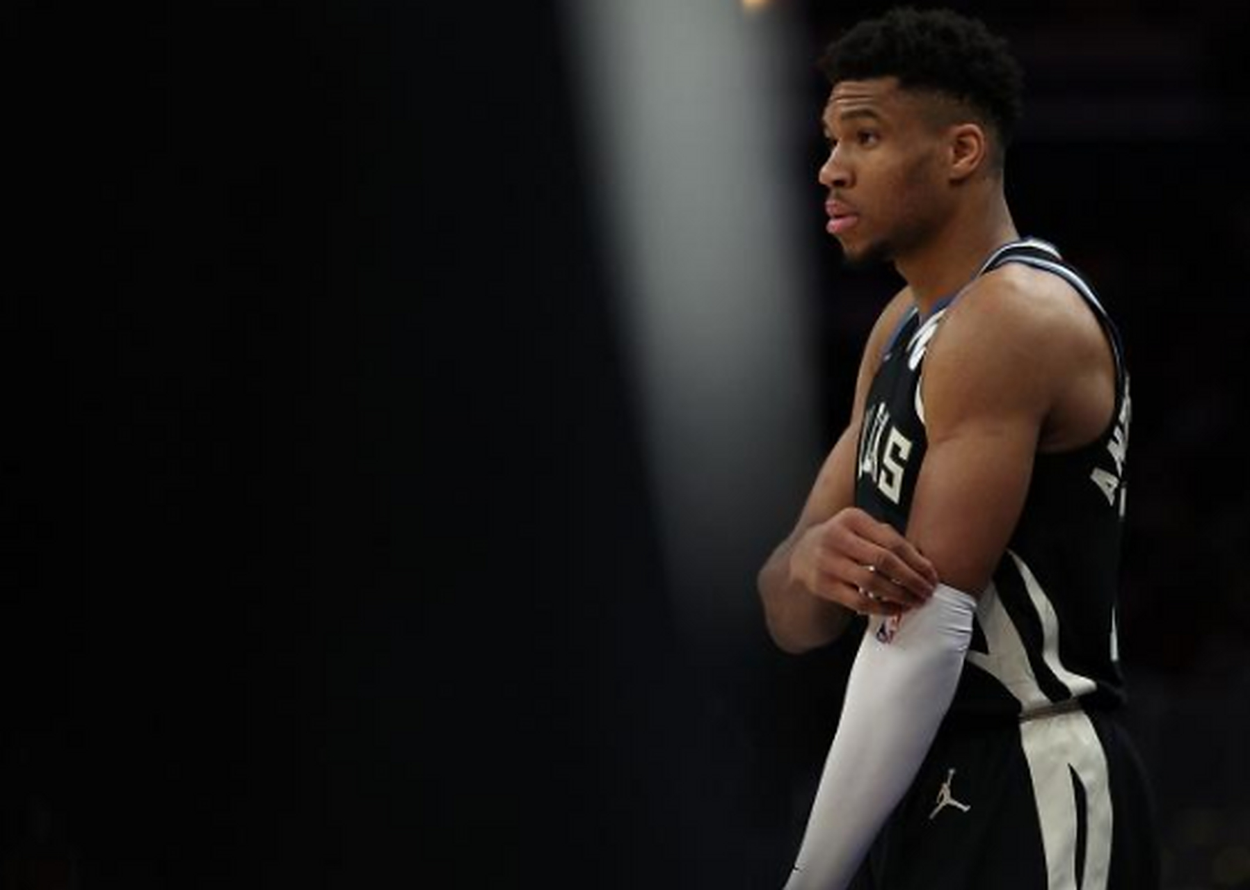 雄鹿主帅称球队气势如虹,没放松对手的简单介绍 雄鹿主帅称球队气势如虹,没放松对手的简单介绍