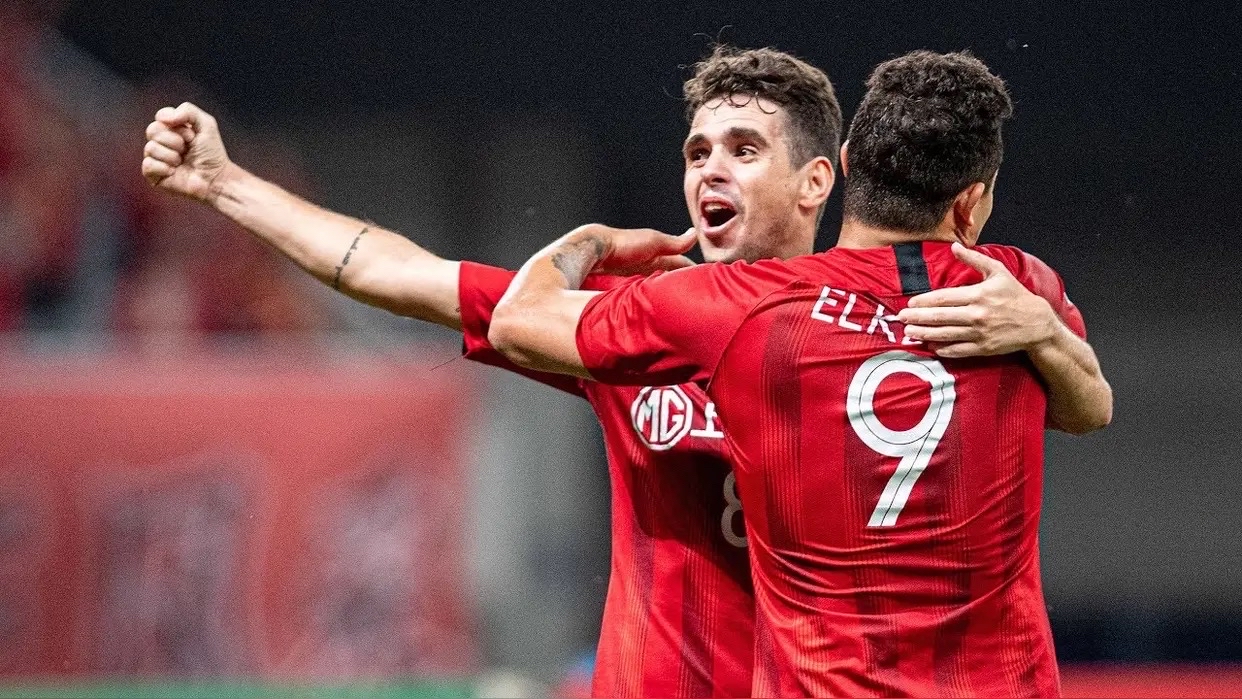 黑白直播免费体育直播-包含上港球员表现出色，盼保持状态迎接亚冠的词条