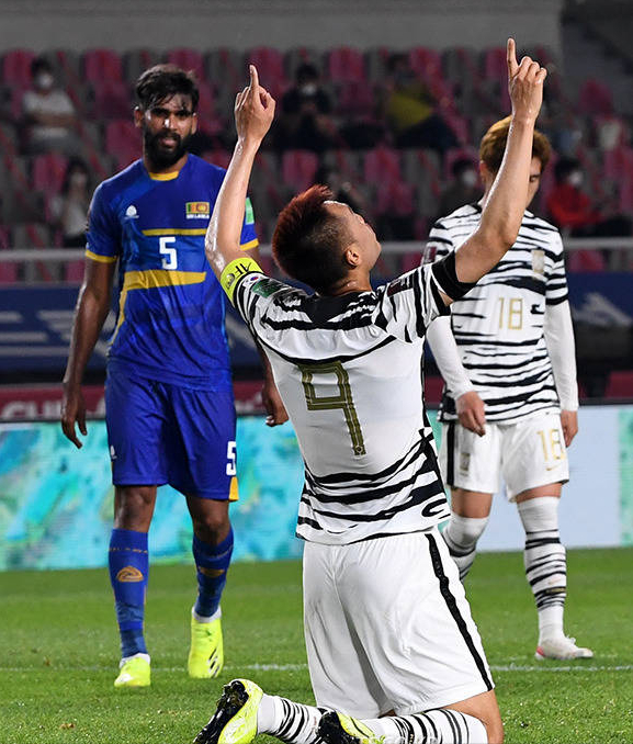 关于马赛客场逆袭,小组出线形势良好的信息 关于马赛客场逆袭,小组出线形势良好的信息