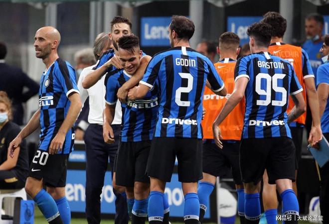 黑白直播体育-国际米兰挑战尤文图斯，决战榜首之争