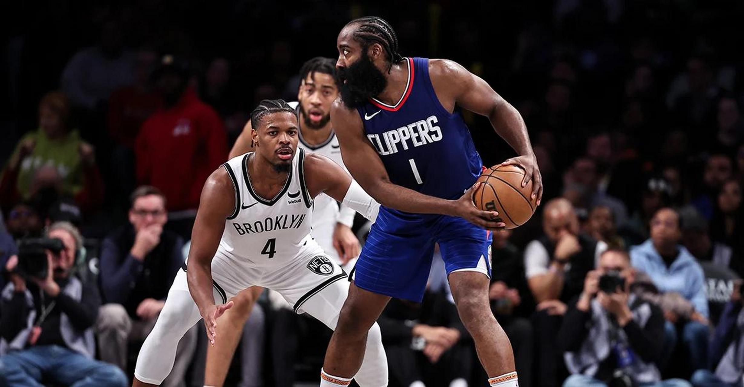 黑白直播nba-勇士客场不敌快船遭遇两连败