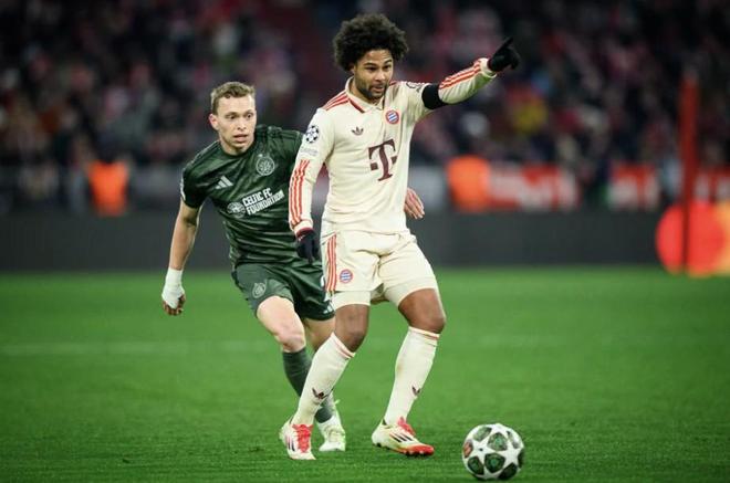 黑白直播nba在线观看-拜仁强势秘鲁，格纳布里一己之力扛起全队的简单介绍