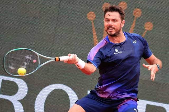 黑白直播体育-世界网球队轻取意大利网球队，瓦林卡一己之力扛起全队的简单介绍