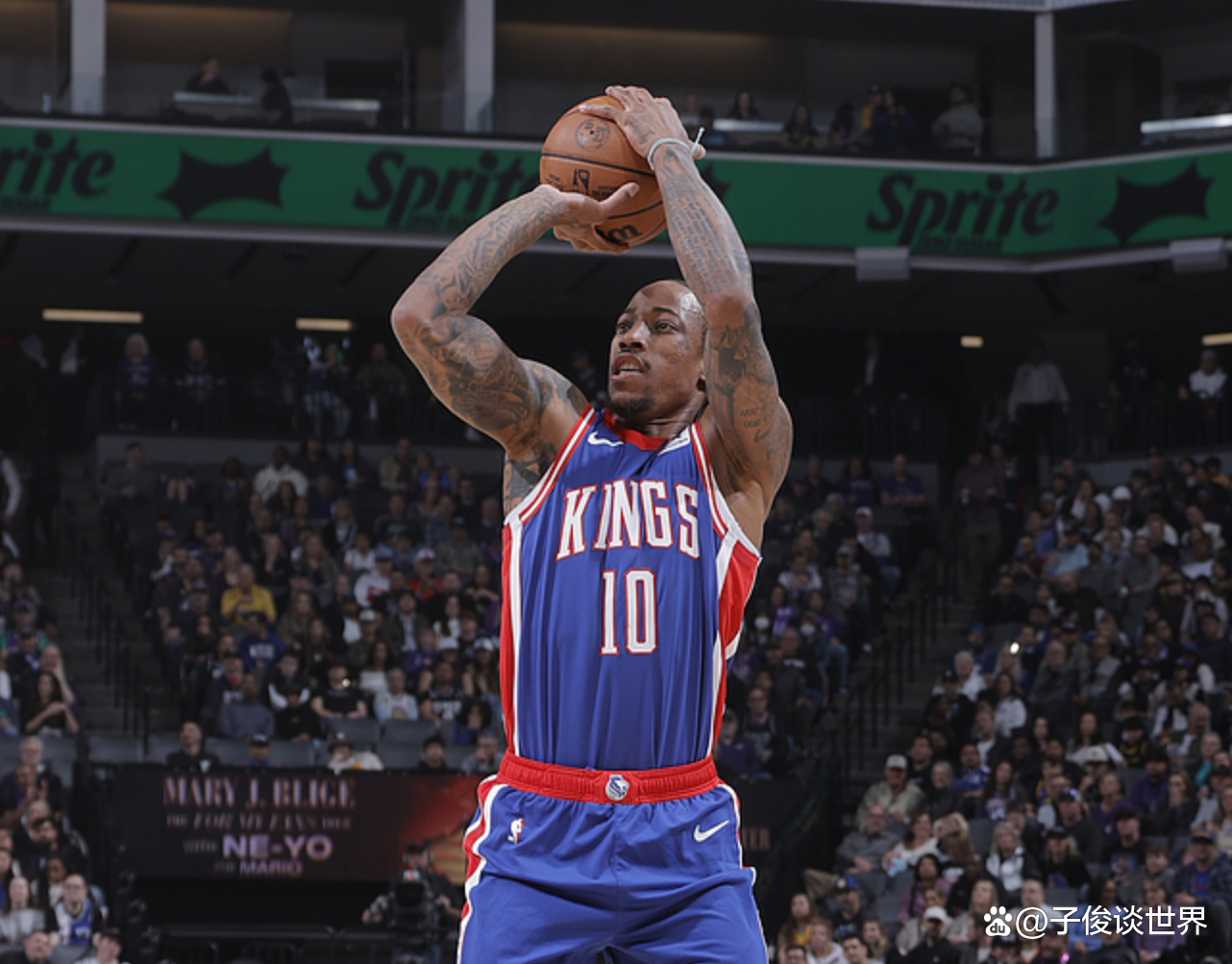 黑白直播在线观看nba-马刺逆转勇士,德罗赞关键制胜