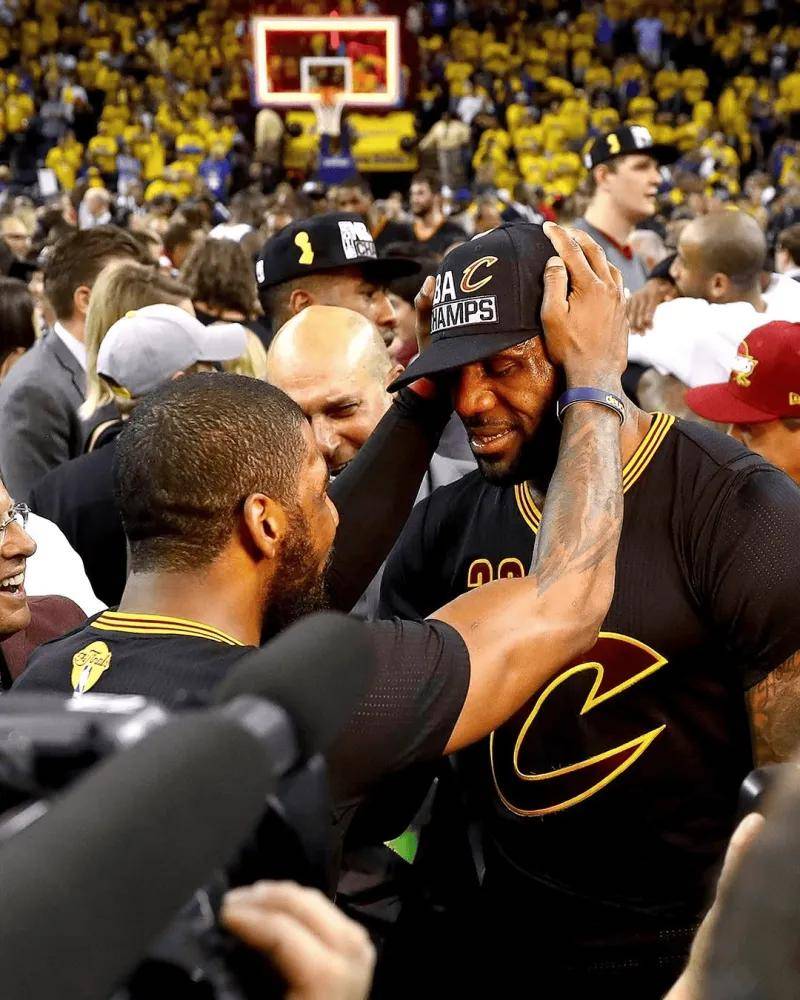 黑白直播在线观看nba-魔术绝杀四川队，欧文关键制胜