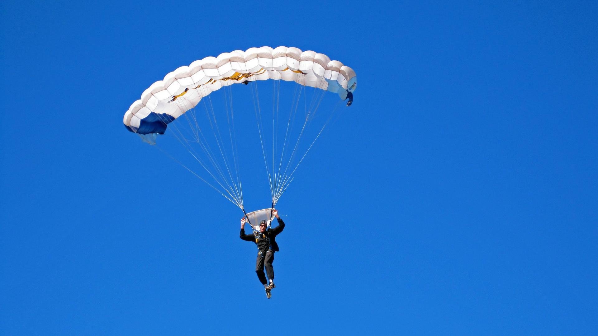 黑白直播在线观看nba-铁血巴拉圭，布鲁诺带队强势拿下马里
