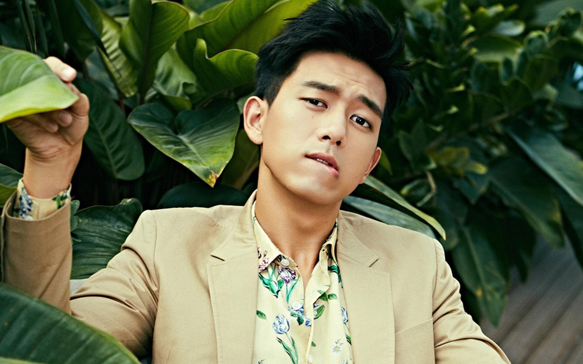 黑白直播在线观看nba-班凯罗38+15难救主！广东队化身东方神盾，跨联赛击落雄鹿