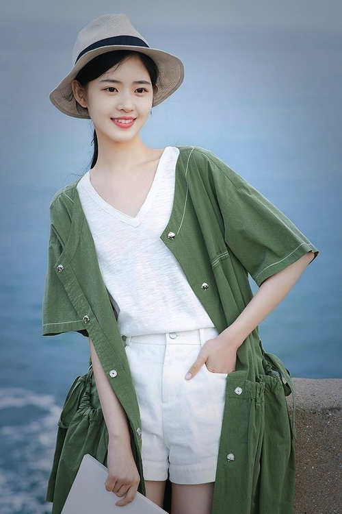 夜赛激情与篮球传奇,F1街道赛之夜哈登里程碑双星闪耀