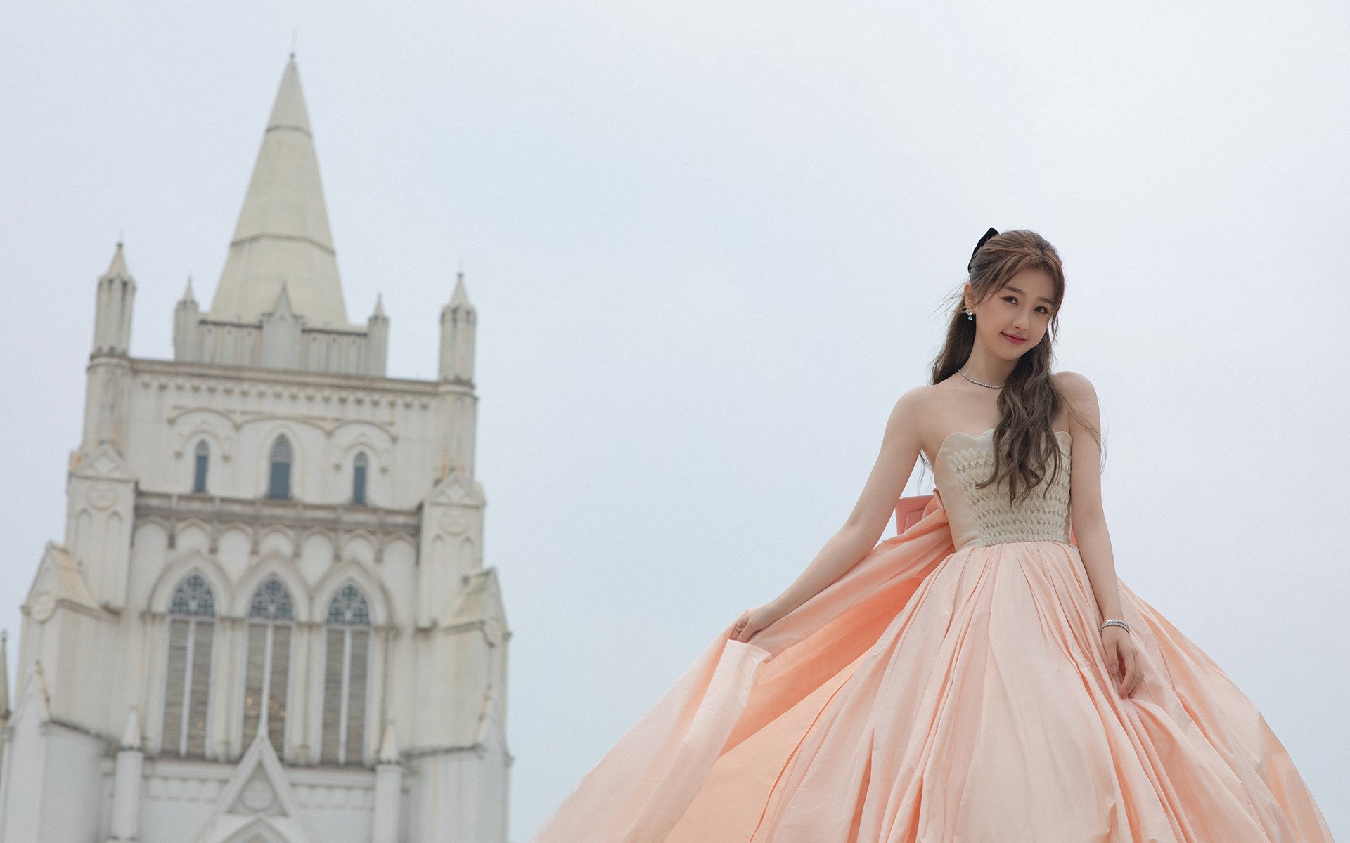 黑白直播nba在线观看-跨界巅峰对决！杜兰特关键先生本色再现，猛龙险胜新疆队