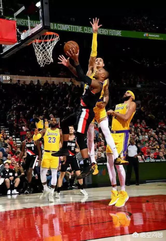 尼克斯对阵开拓者，英格拉姆打出生涯之夜