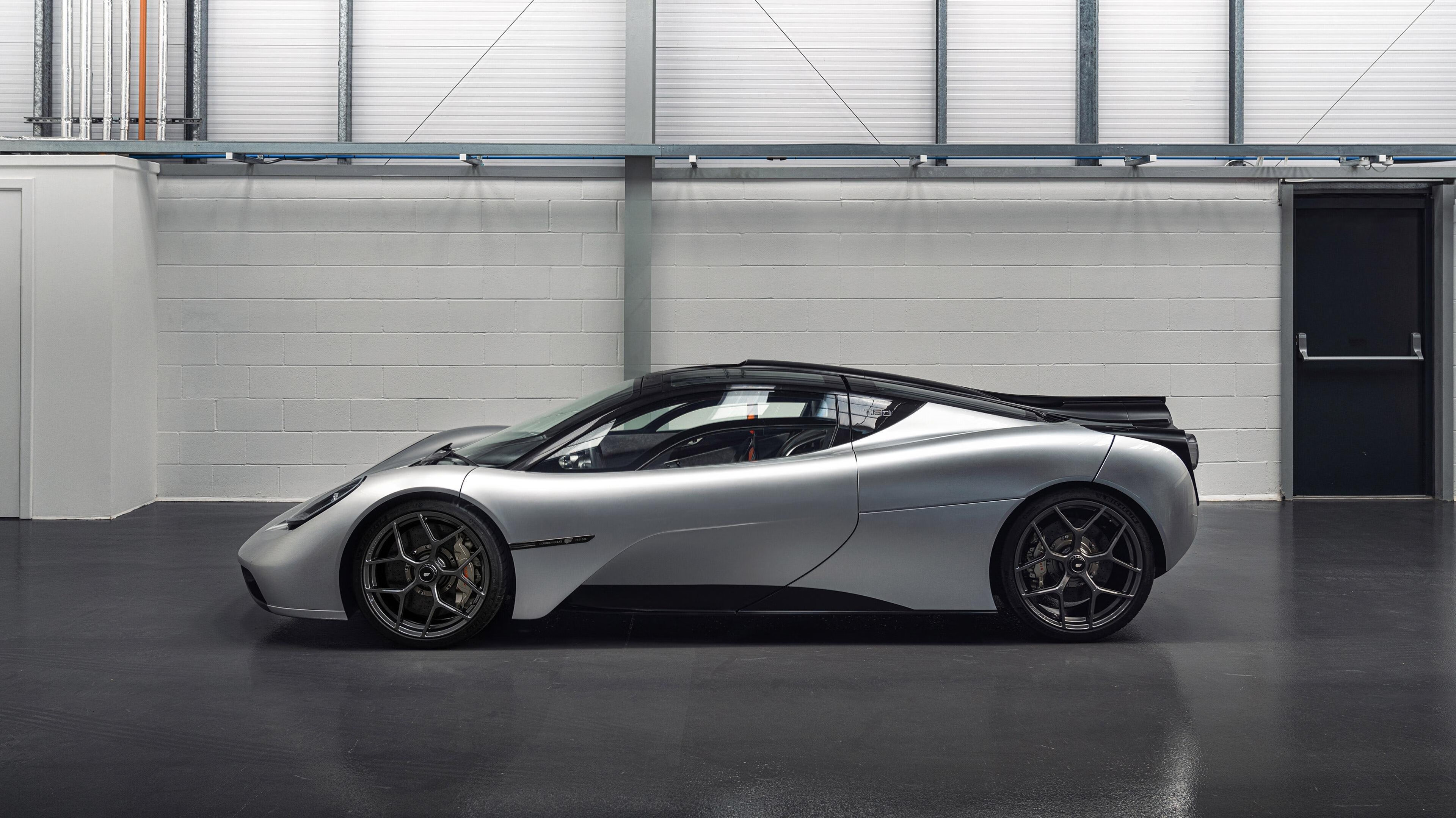 黑白直播在线观看nba-马赛铁壁锁挪威，奥斯梅恩西甲德比封神记