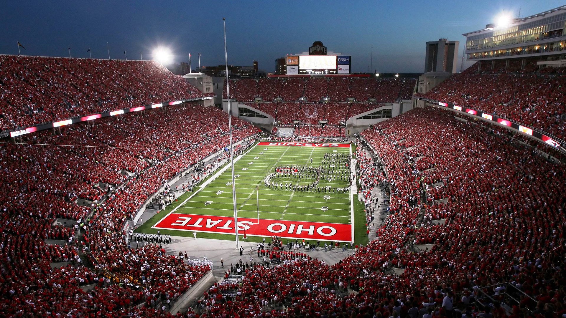 跨洋竞技场新神迹，德罗赞统治级表现撕裂广东队防线